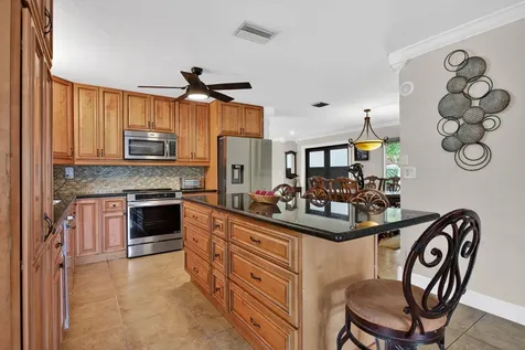 6720 SW 7th Street Margate FL 33068