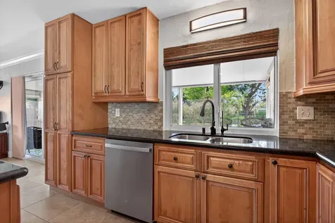 6720 SW 7th Street Margate FL 33068