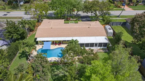 6720 SW 7th Street Margate FL 33068