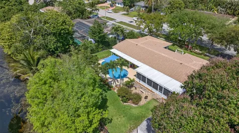 6720 SW 7th Street Margate FL 33068