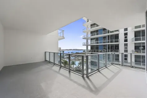220 Lake Shore Drive Lake Park FL 33403