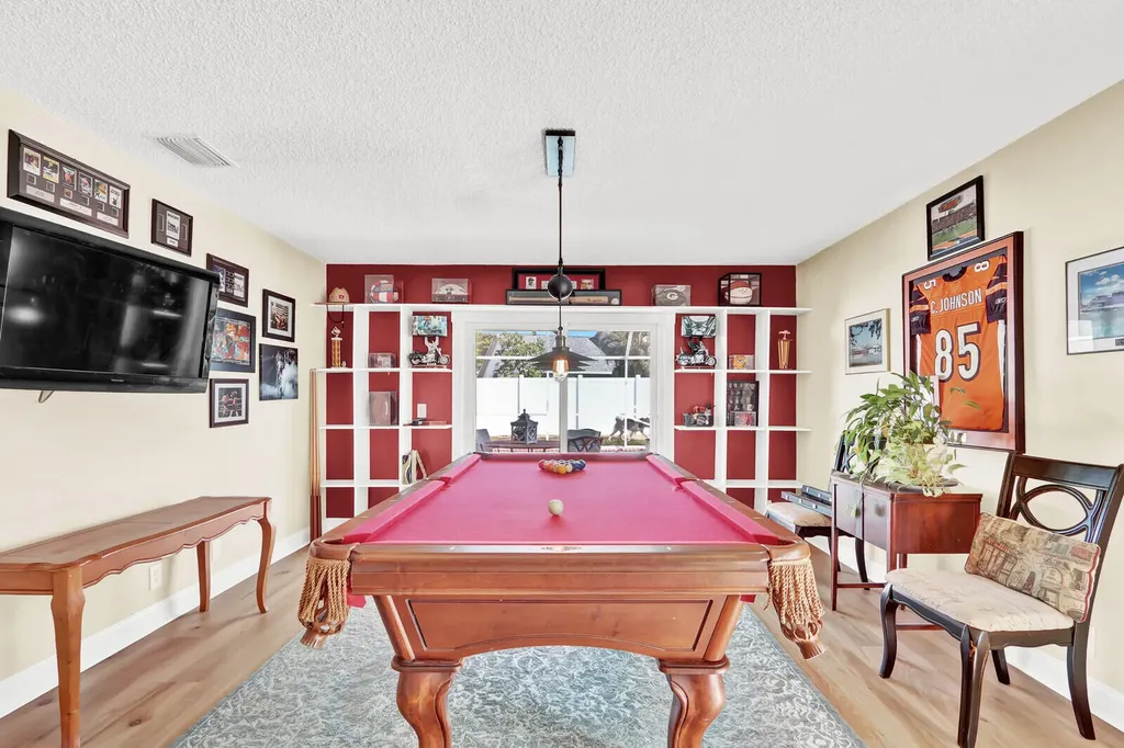 8781 Sand Lake Court Lake Worth FL 33467