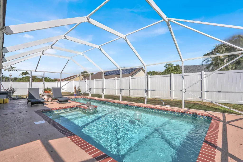 8781 Sand Lake Court Lake Worth FL 33467