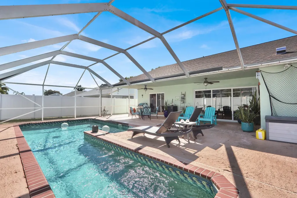 8781 Sand Lake Court Lake Worth FL 33467