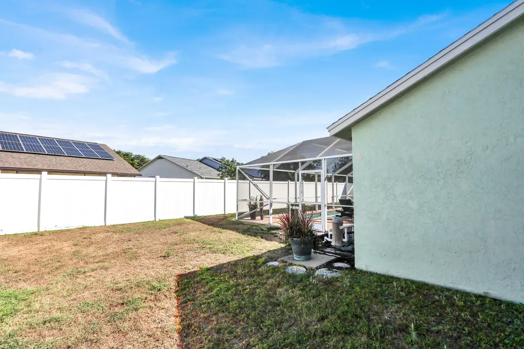 8781 Sand Lake Court Lake Worth FL 33467