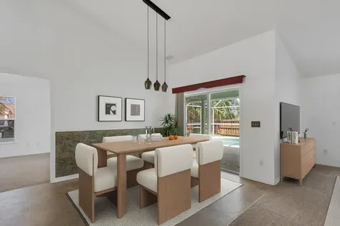 9084 102nd Avenue Vero Beach FL 32967