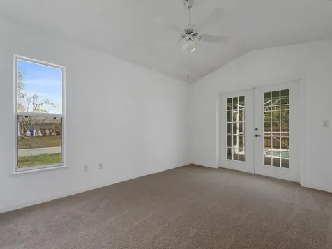 9084 102nd Avenue Vero Beach FL 32967