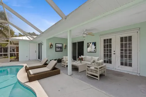 9084 102nd Avenue Vero Beach FL 32967