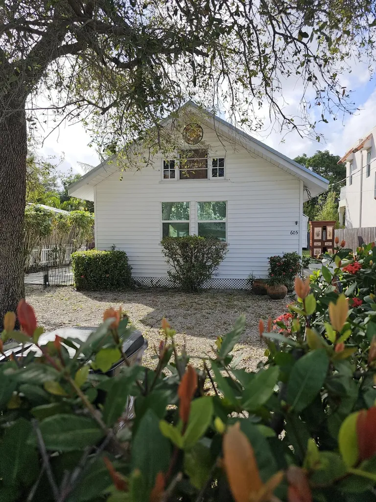 605 SW 8th Avenue Fort Lauderdale FL 33315