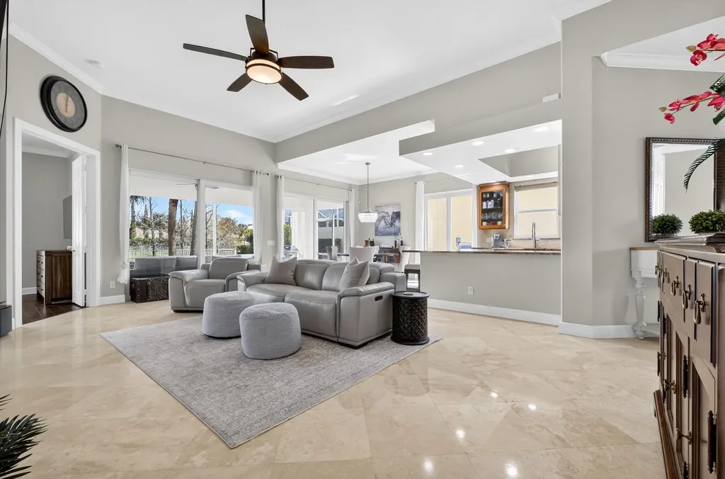 8223 Pine Cay Road Wellington FL 33414