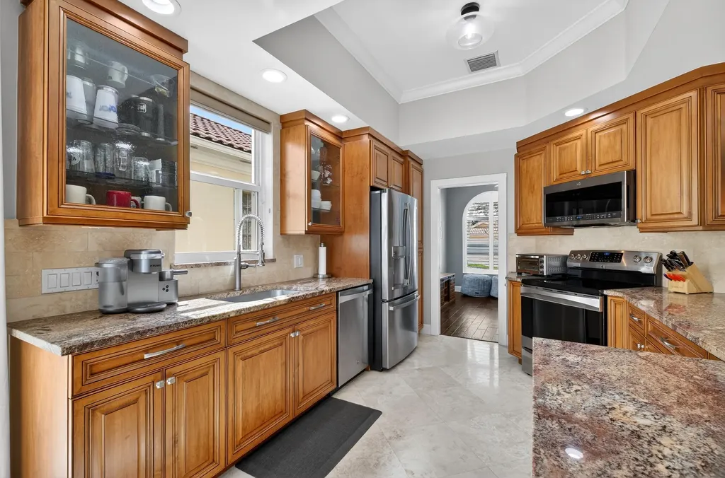 8223 Pine Cay Road Wellington FL 33414