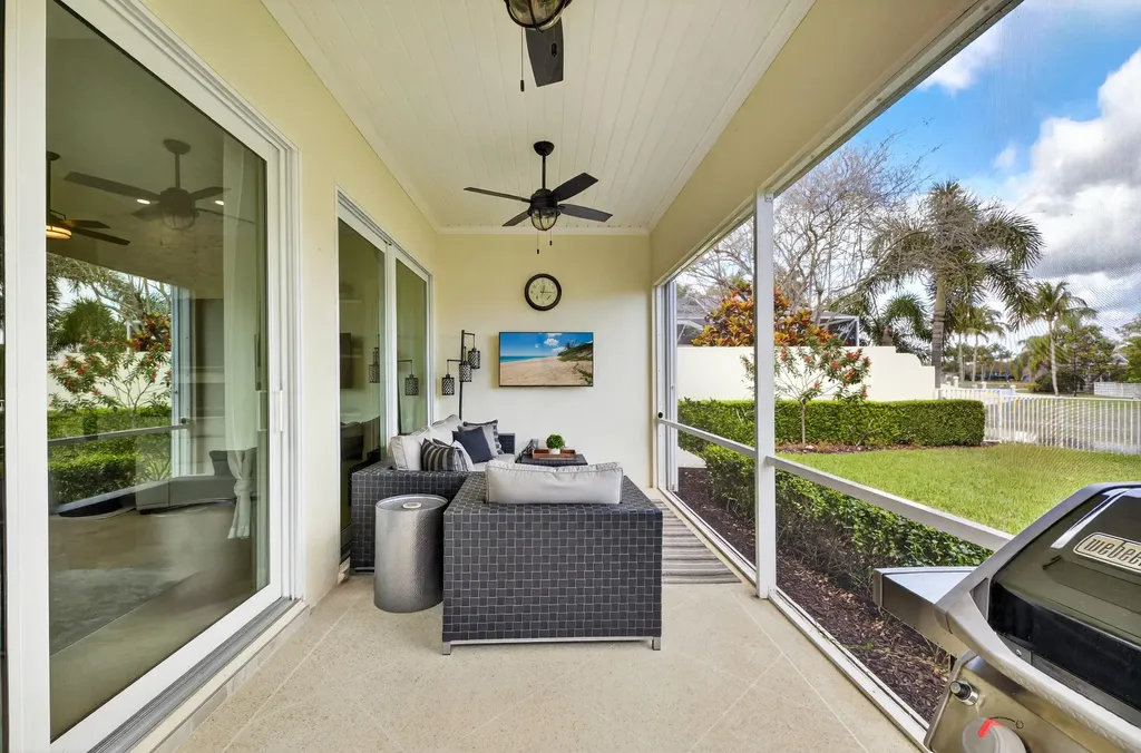 8223 Pine Cay Road Wellington FL 33414
