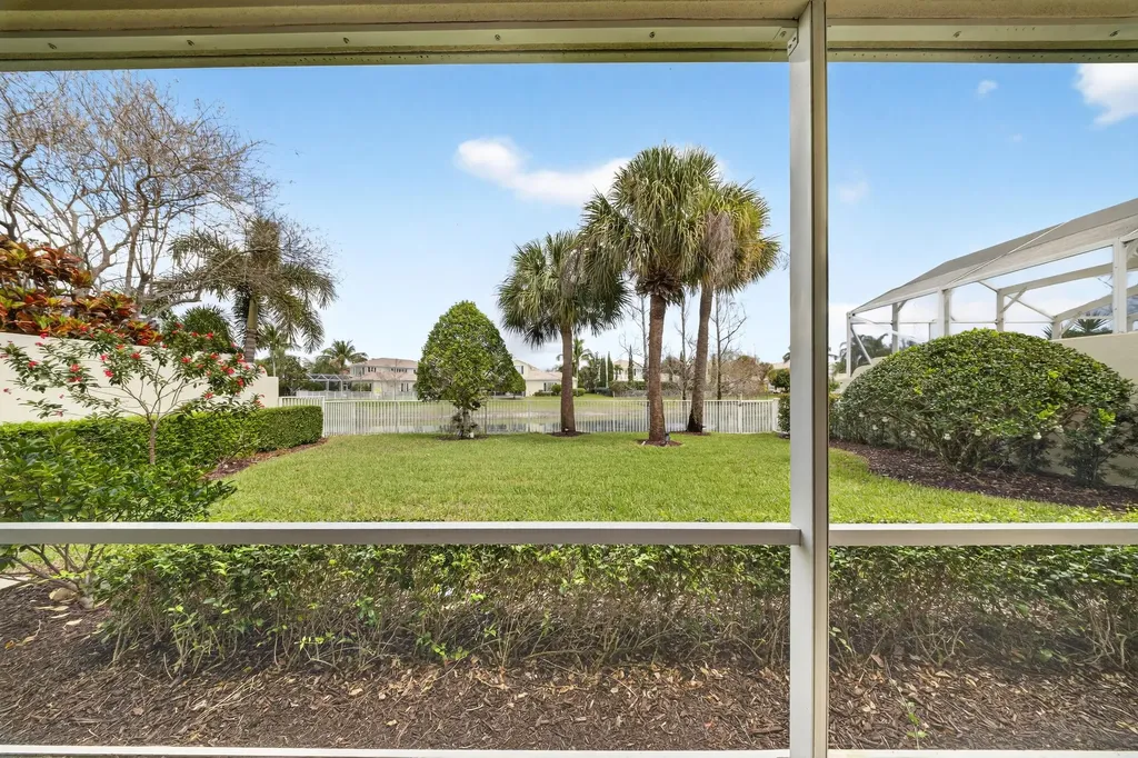 8223 Pine Cay Road Wellington FL 33414