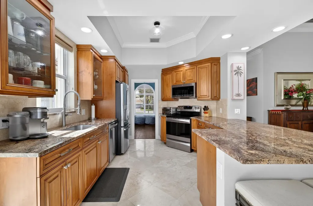 8223 Pine Cay Road Wellington FL 33414
