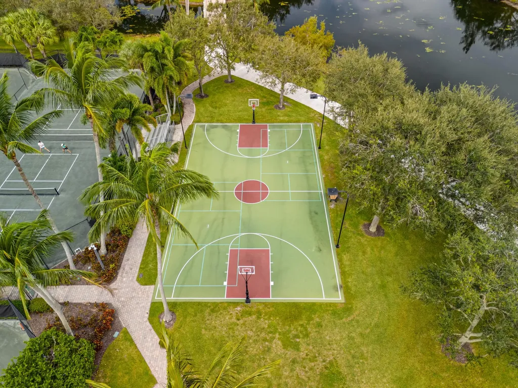 8223 Pine Cay Road Wellington FL 33414