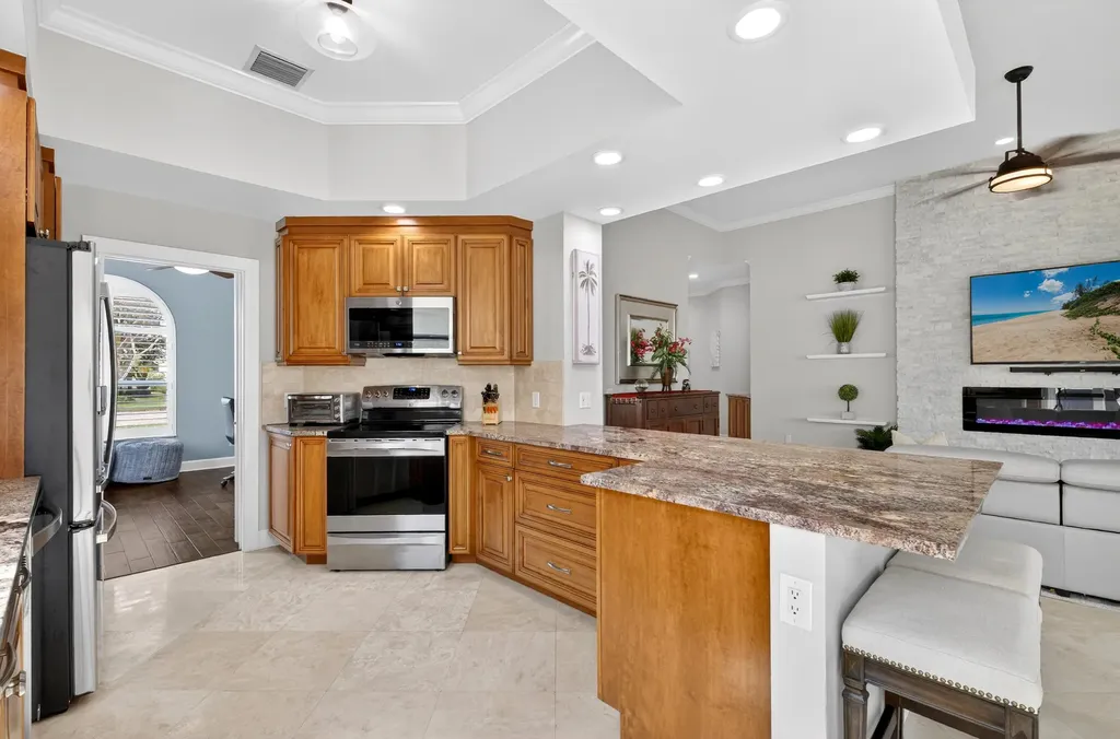 8223 Pine Cay Road Wellington FL 33414