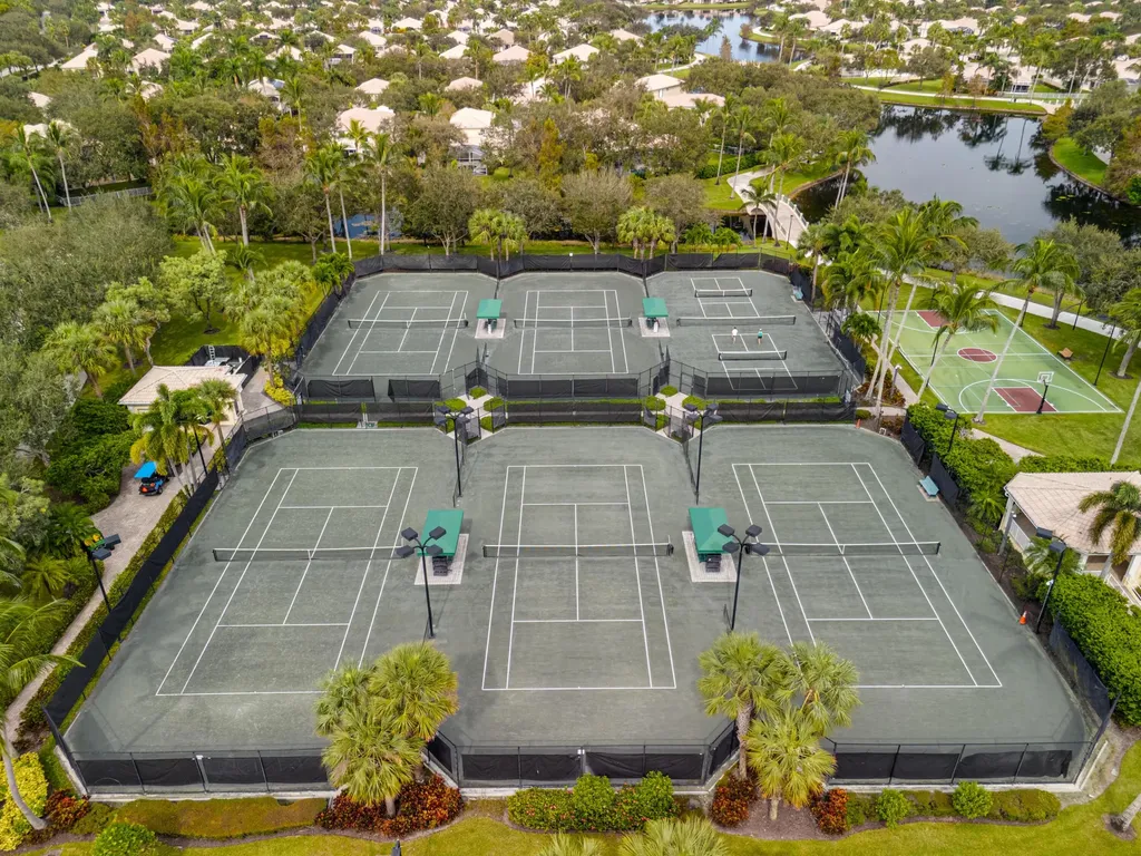 8223 Pine Cay Road Wellington FL 33414