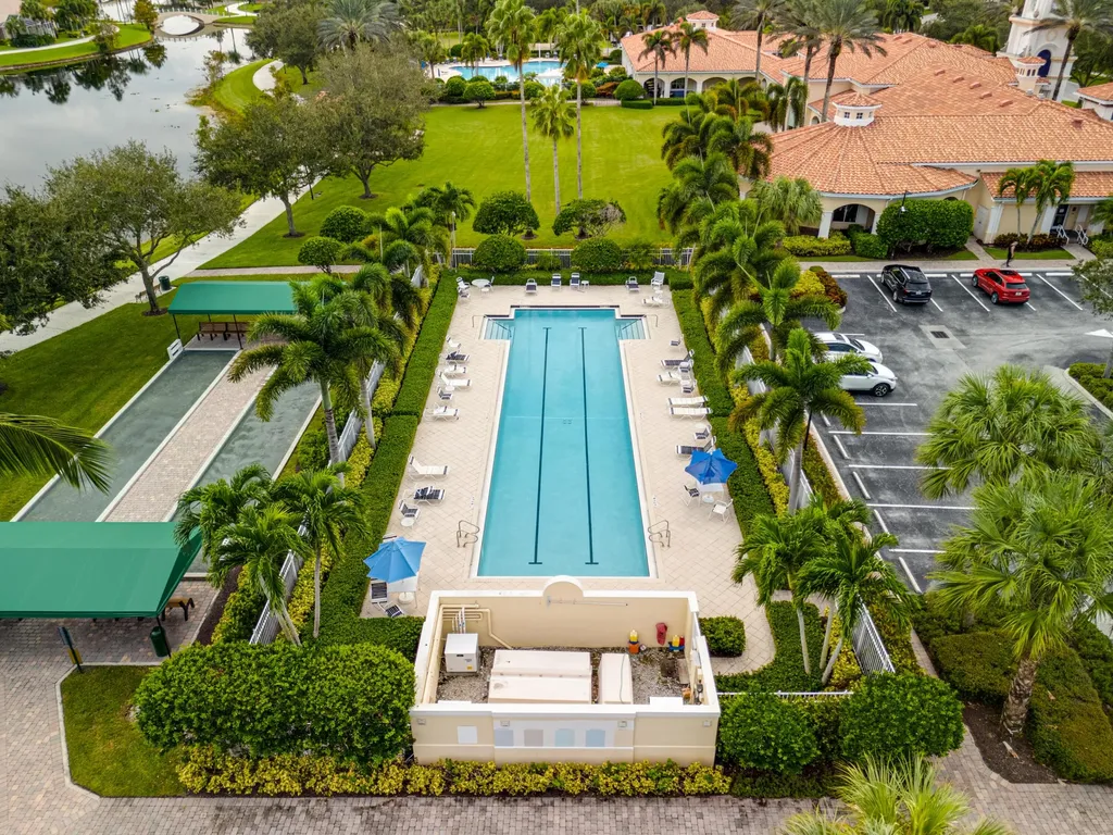 8223 Pine Cay Road Wellington FL 33414