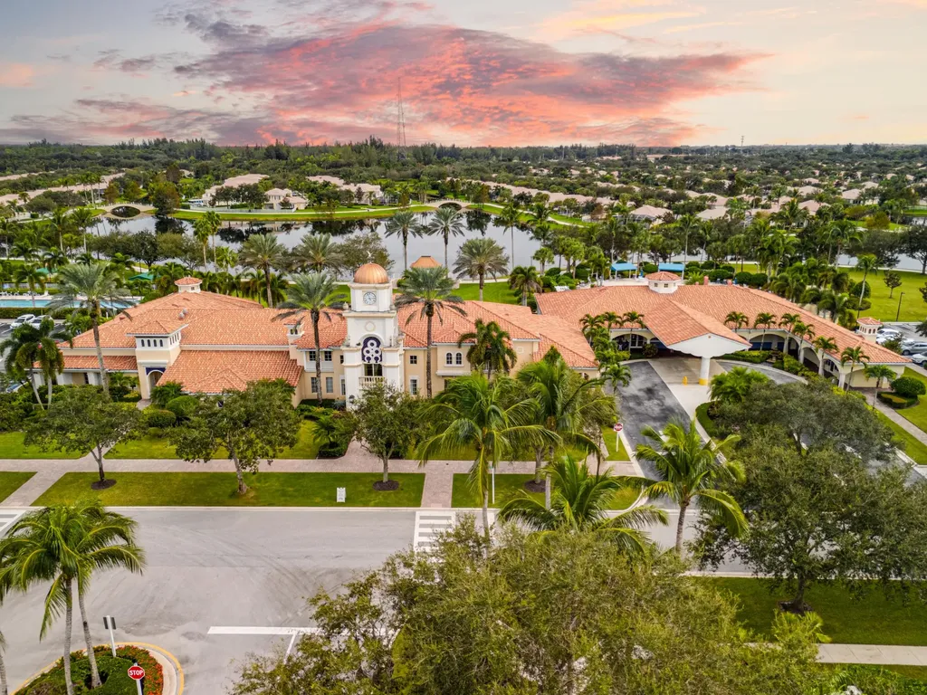 8223 Pine Cay Road Wellington FL 33414