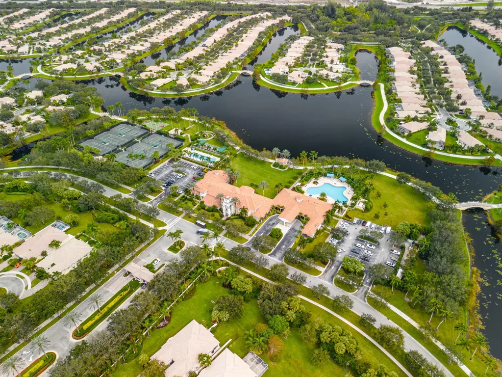 8223 Pine Cay Road Wellington FL 33414