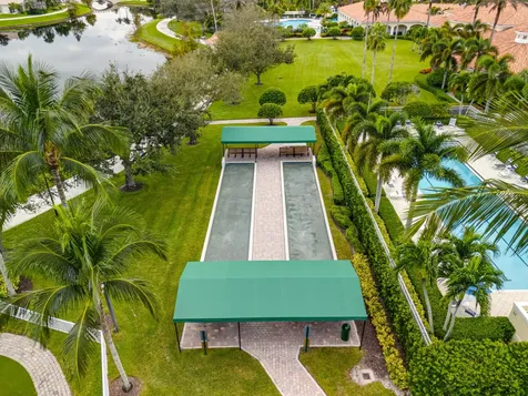 8223 Pine Cay Road Wellington FL 33414