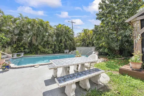 6530 NW 11th Street Margate FL 33063