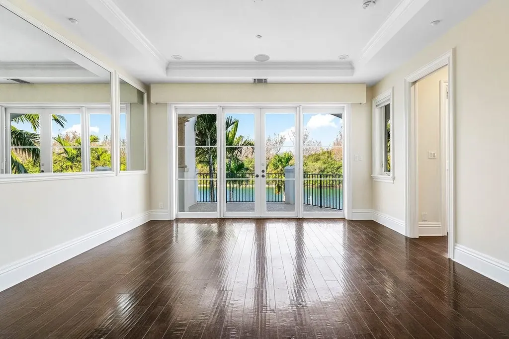 549 NE 19th Avenue Deerfield Beach FL 33441