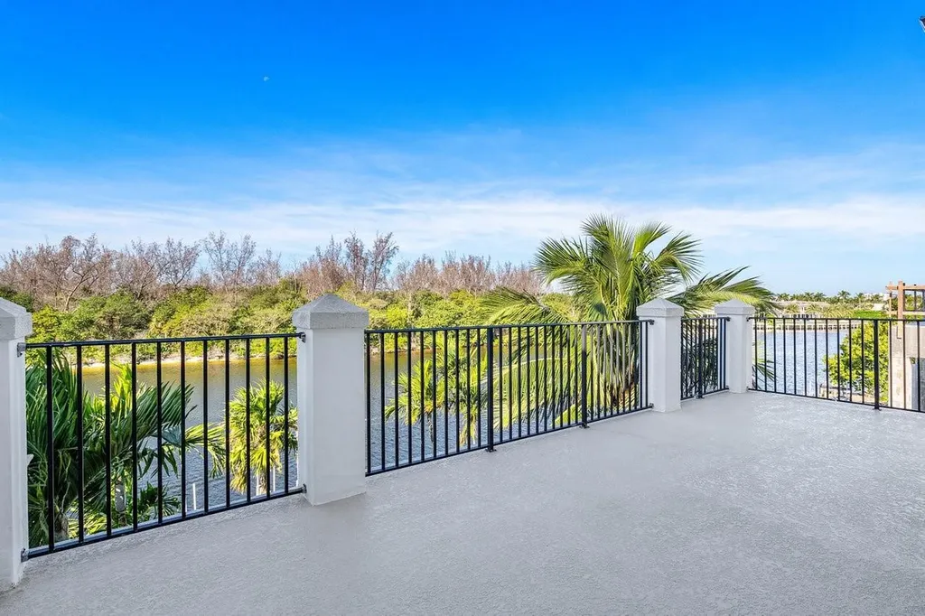 549 NE 19th Avenue Deerfield Beach FL 33441