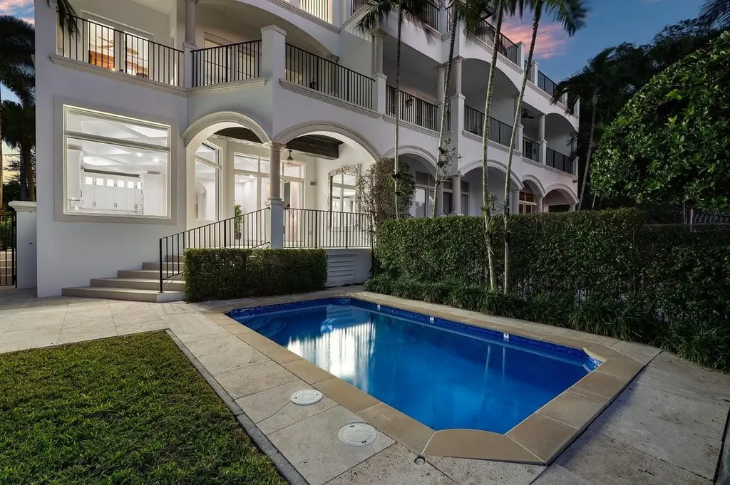 549 NE 19th Avenue Deerfield Beach FL 33441