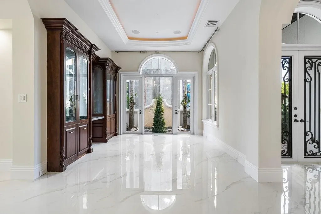 549 NE 19th Avenue Deerfield Beach FL 33441