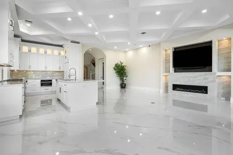 549 NE 19th Avenue Deerfield Beach FL 33441
