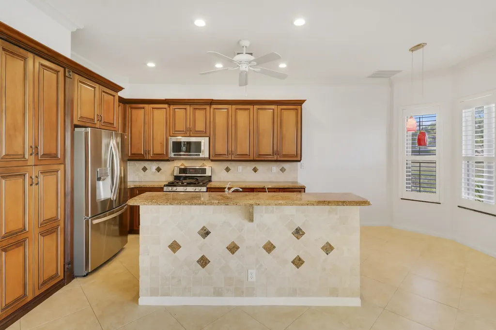 330 NW Shoreview Drive Port St Lucie FL 34986