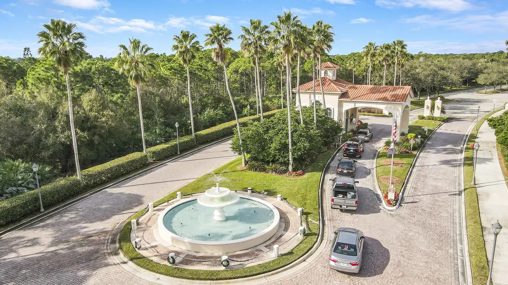 330 NW Shoreview Drive Port St Lucie FL 34986