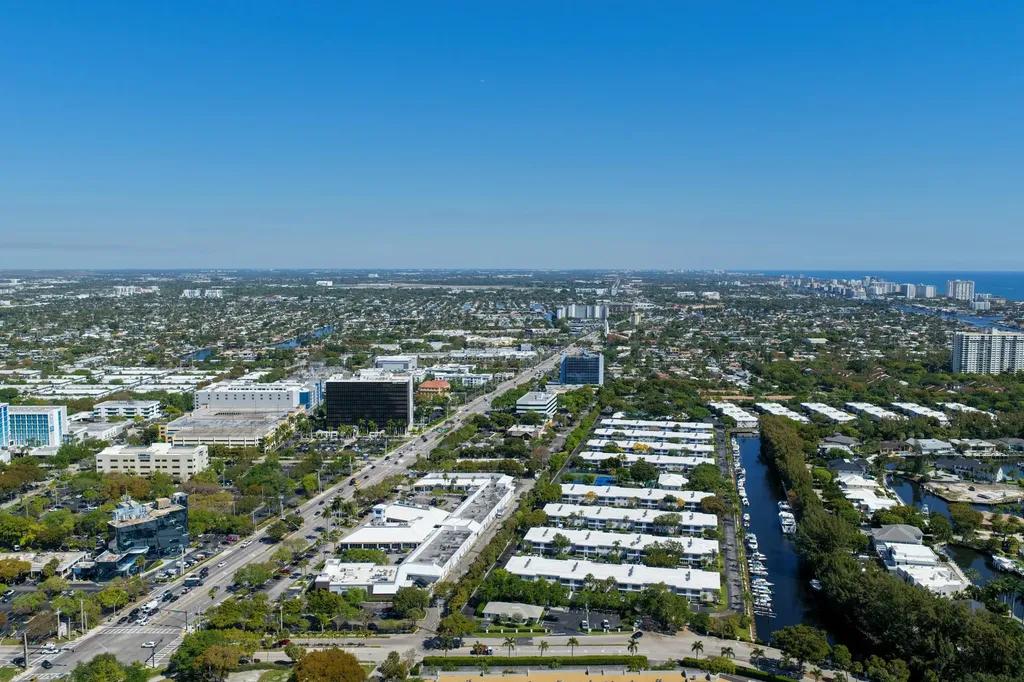 6231 Bay Club Drive Fort Lauderdale FL 33308