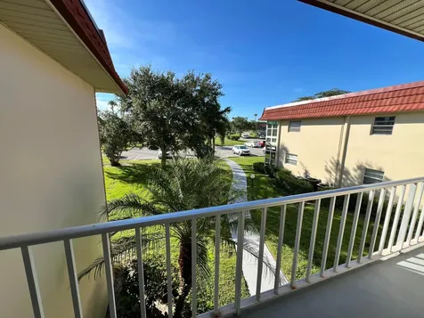 62 Woodland Drive Vero Beach FL 32962
