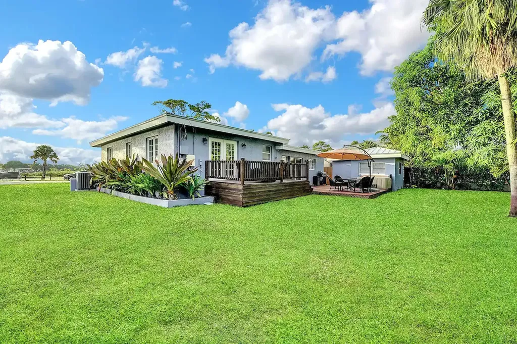 5574 Lake Osborne Drive Lake Worth FL 33461