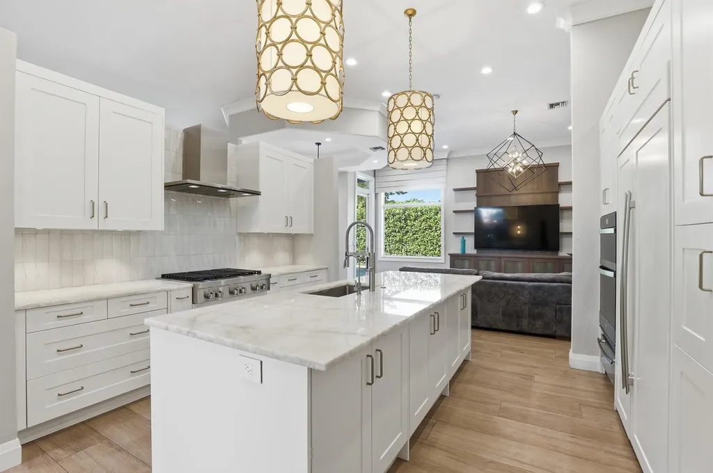 4445 NW 28th Way Boca Raton FL 33434