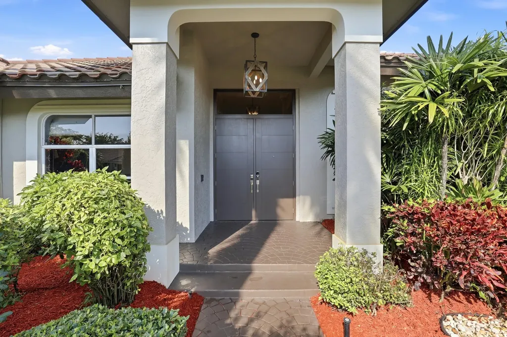 4445 NW 28th Way Boca Raton FL 33434