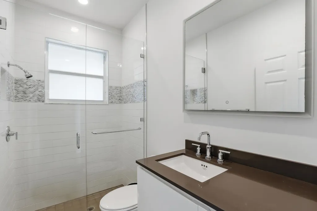 4445 NW 28th Way Boca Raton FL 33434