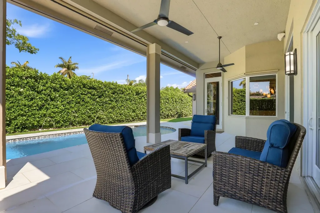 4445 NW 28th Way Boca Raton FL 33434
