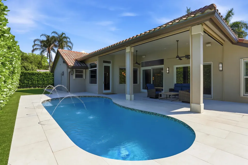 4445 NW 28th Way Boca Raton FL 33434