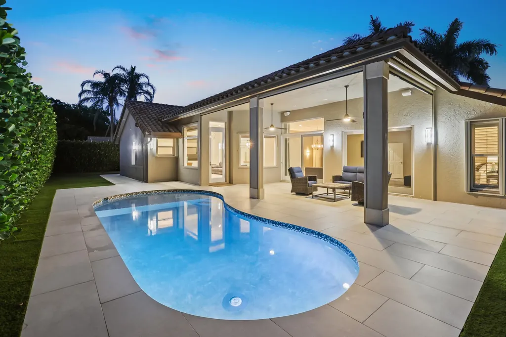 4445 NW 28th Way Boca Raton FL 33434