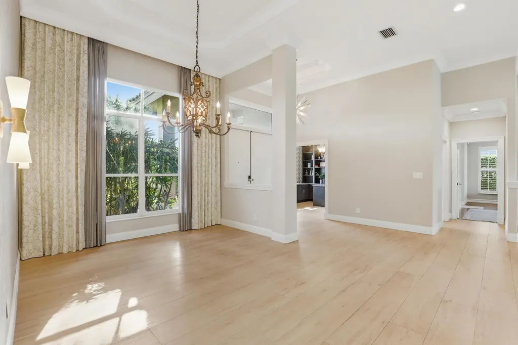 4445 NW 28th Way Boca Raton FL 33434