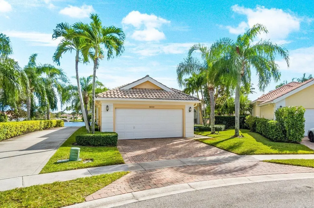 8222 Dominica Place Wellington FL 33414