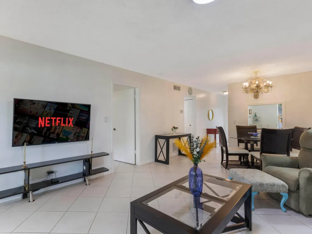 857 Worcester Lane Lake Worth FL 33467