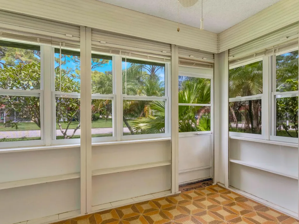857 Worcester Lane Lake Worth FL 33467