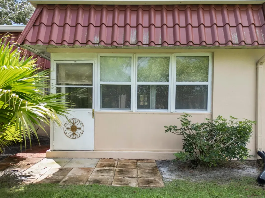 857 Worcester Lane Lake Worth FL 33467