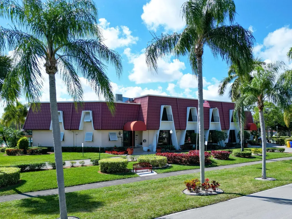 857 Worcester Lane Lake Worth FL 33467