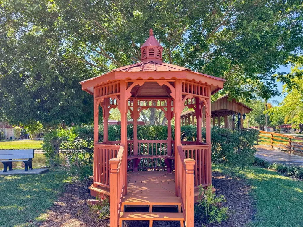 857 Worcester Lane Lake Worth FL 33467