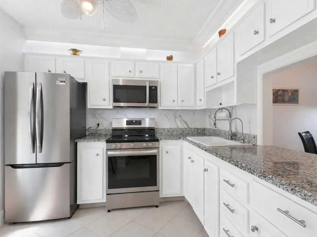 857 Worcester Lane Lake Worth FL 33467